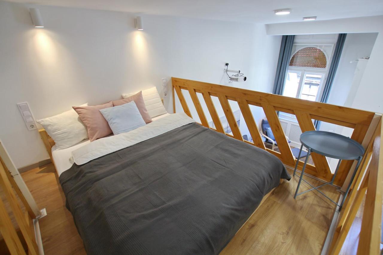 Pau Stylish Studios In The Heart Of Budapest Eksteriør bilde